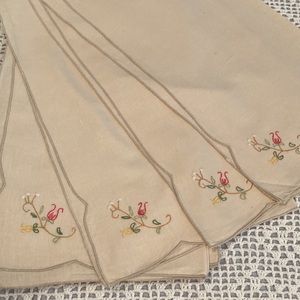8 Vintage Linen Cotton mix  Napkins. Embroidery Flower pattern in one corner